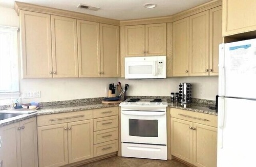 Northeast Virginia Beach House | A Beach Haven - North End VB