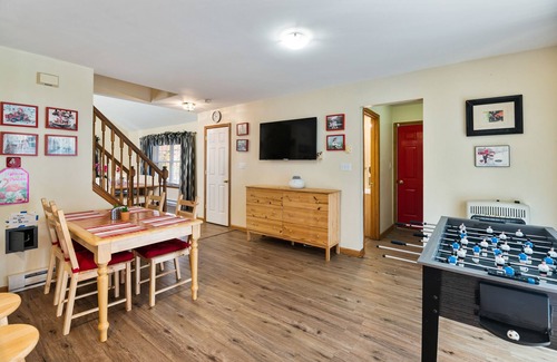 Tunkhannock Township House | A Beautiful and cozy 2 floor home in Pennsylvania.