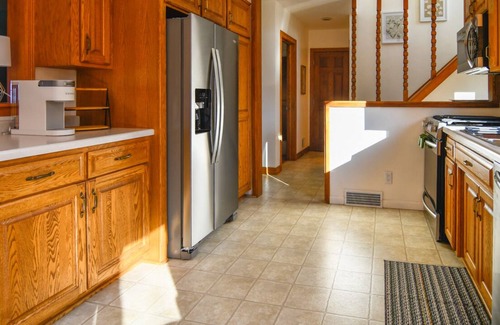 Green Bay House | A beautiful bayside cottage perfect for family stays!