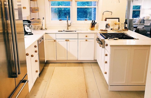 Siasconset House | A beautiful pet friendly Nantucket summer rental in the village of Sconset.