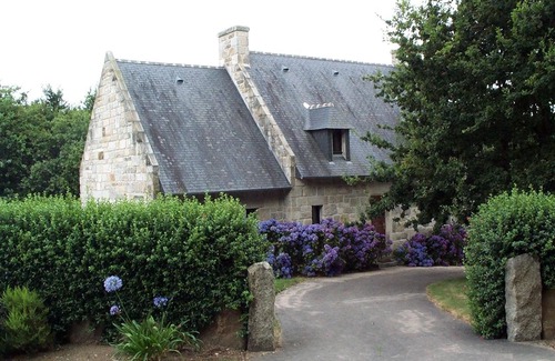 Nevez House | A beautiful stone built house close to the river and the beach - 10 sleeps