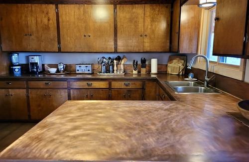 Winthrop House | A Bend in The River Lodge-Main Floor Option, Dog Friendly, 4 Bedrooms, Sleeps 20