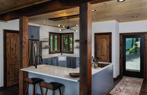Almond Cabin | A Bougie Basecamp - Your Luxe Launchpad for Smoky Mountain Adventures!