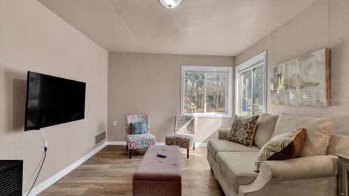 Central Colorado Springs Apartment | A Break Away from the Everyday!