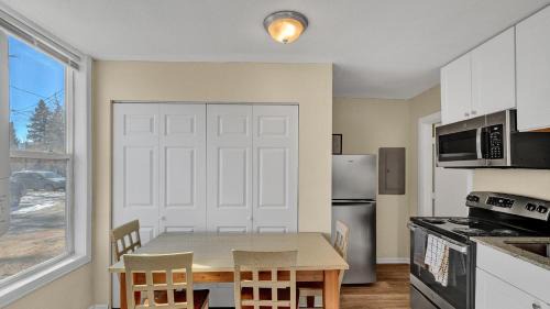 Central Colorado Springs Apartment | A Break Away from the Everyday!