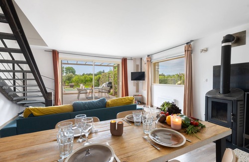 Molleges House | A break between Alpilles and Luberon, houses of saffron and liquorice