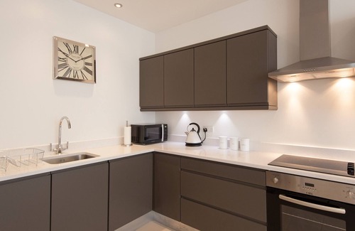 West End Apartment | A bright, spacious first floor apartment in one of the best locations in Edinburgh!
