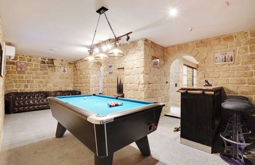 Quartier Saint-Ambroise Apartment | A/c Charming Apt - 2 bedrooms/6 rooms - Near Bastille