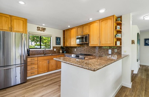 Princeville Condo | A/C ~ Ocean & Golf Course Views ~BBQ
