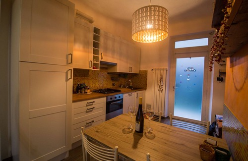 La Spezia Apartment | A cà da Susi IT011015C2A278A658 four steps from the city center and the 5Terre