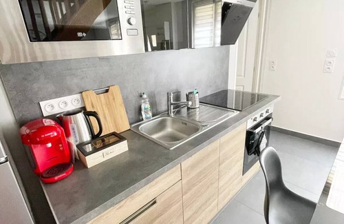 Epernay Apartment | A CAP FOR 4! Near train station and town center