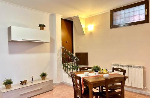 Zona XXX Castel Fusano House | A Casa di Anto - 90 mq con parcheggio interno Animal friendly