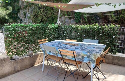 Ville-di-Paraso Apartment | A Casa Di Mamo