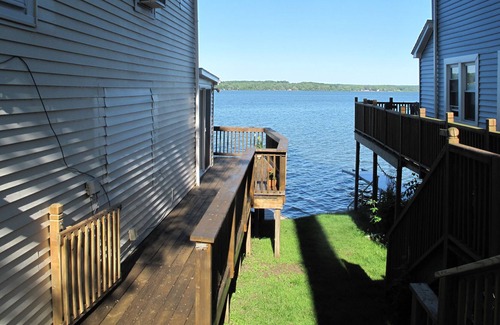 Seneca Falls House | A Cayuga Lake getaway, perfect for a romantic couple, or great for the family