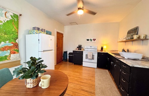 Sturgeon Bay Condo | A Charming Door County Condo in the heart of Sturgeon Bay