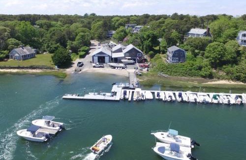 West Chatham House | A Chatham Pearl on Oyster River