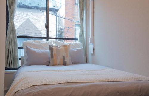 Higashiueno Apartment | A Chic and Contemporary Trendy bnb in the Heart of the City- E02f