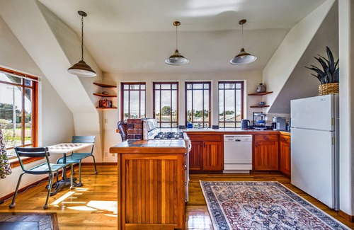 McKinleyville Apartment | A combo of the 2nd and 3rd floors of SkyDeck House, dog/pet friendly!