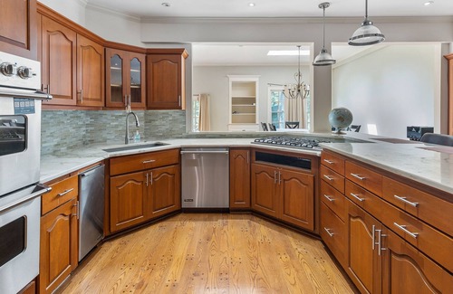 Great Falls House | A comfortable stay in a grand home