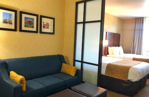 La Puente House | A convenient stay near L.A.!