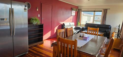 Kawaha Point House | A Cosy Home Away From Home
