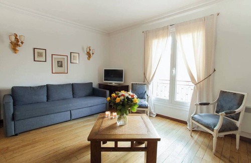 Necker Apartment | A Cosy Nest at Invalides