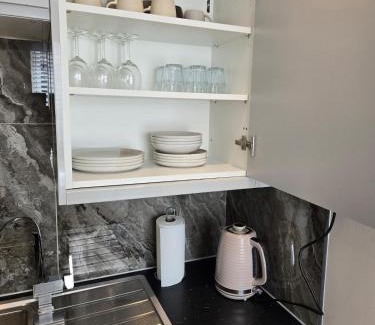 Moffat Apartment | A cosy studio flat