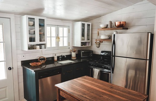 Phoenicia Cabin | A Couple's Mountain Cabin Retreat (Catskills)