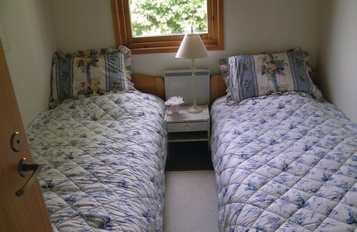 Frørup House | A cozy cottage with a cozy layout by Tårup Strand, which offers exceptional nature experiences.