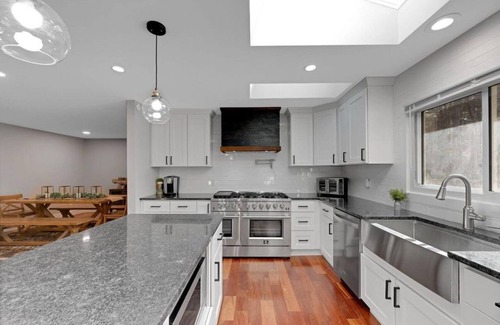 Waushara County House | A cozy escape at Fish Lake Hideaway- Lake house with beautiful views!