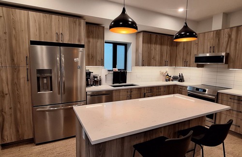 Nelson House | A Cozy Nelson Stay