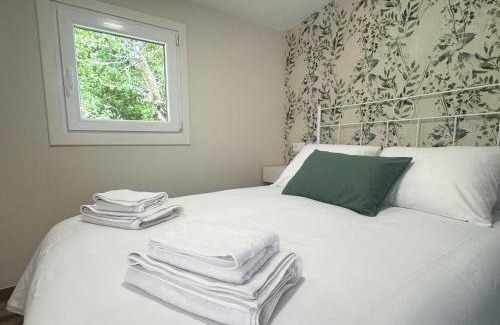 Laxe Apartment | A de Lema, apartamento rural independiente en As Cortiñas