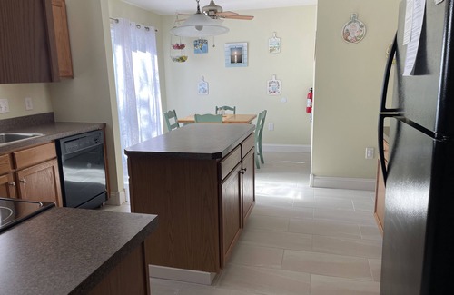 Town Bank House | A Delightful Family Retreat Steps To Delaware Bay Beaches, Pet Friendly