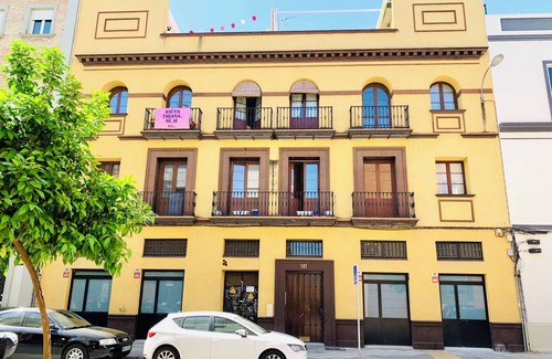 Triana Apartment | A DIFFERENT SPACE IN TRIANA