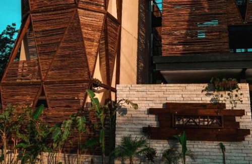 La Veleta Apartment | A double-height apartment with a private pool