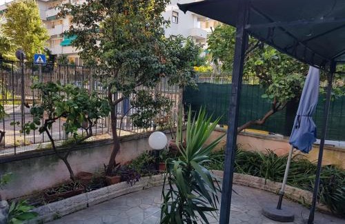 Albissola Marina Apartment | A due passi dal mare appartamento con giardino