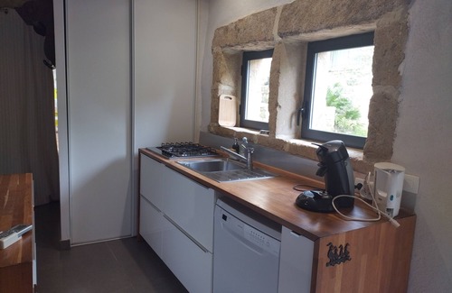 Salinelles Other | A farmhouse between ruins and scrubland