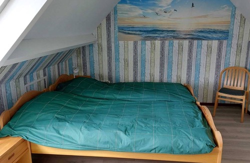 Petten Cottage | A fine vacation home in the center of Petten 500 m from dunes, sea and forest.