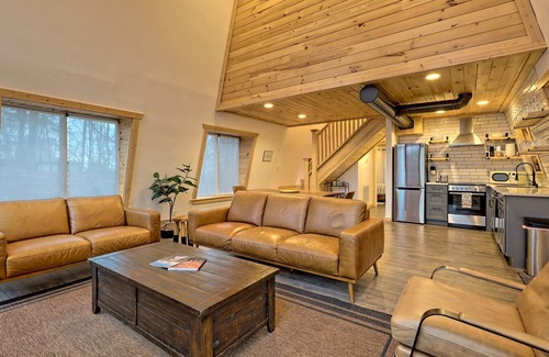 Helen Cabin | A-Frame Cabin w/Mountain Views near Helen