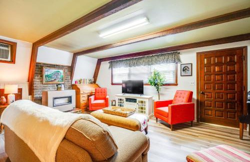 Tellico Plains House | A-Frame Cabin with Spacious Yard in Tellico Plains!