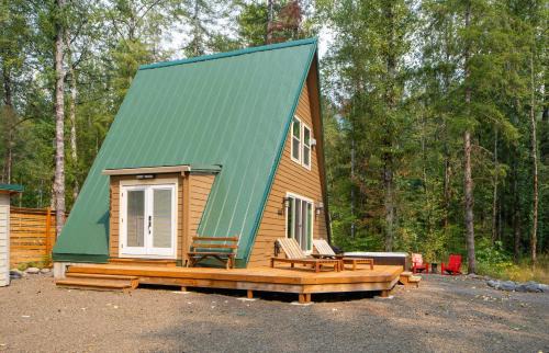 Mount Hood Village House | A-Frame of Mind - Secluded Escape Hot tub