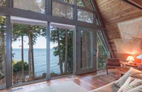 Idlewild Cottage | A-Frame on the Bay, Door Countyn