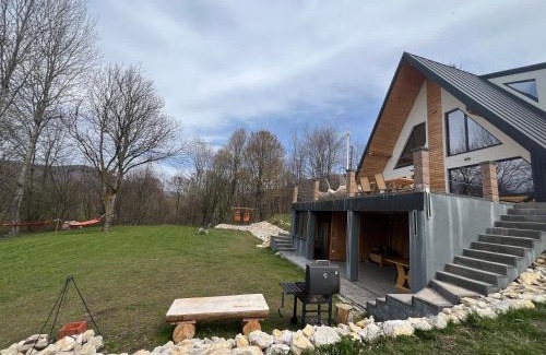Tesila House | A-frame Sofis House Valea Doftanei