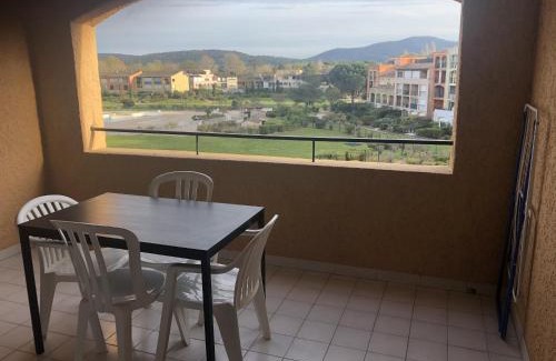 Gassin Apartment | A Gassin, résidence les jonquières 68