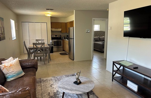 Clearwater House | A Gem in Clearwater, come and recharge. 31 days min