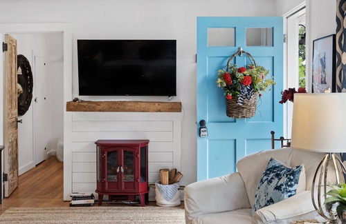 Old Saybrook Center House | A GETAWAY TO REMEMBER AT THE JEWEL BOX @ NORTH COVE