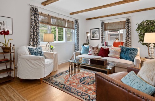 Old Saybrook Center House | A GETAWAY TO REMEMBER AT THE JEWEL BOX @ NORTH COVE