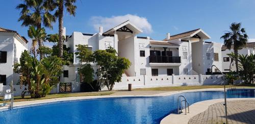 San Roque Apartment | A Golf & Beach chez Pascale et Alain