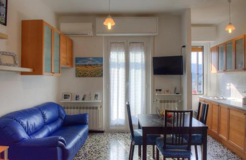Vado Ligure Apartment | A Gonfie Vele AC e WIFI