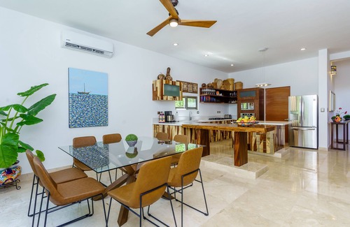 Puerto Aventuras House | A gorgeous brand new private home, private pool, on golf course
